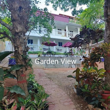 Ani Marie Guest House Coron Zewnętrze zdjęcie