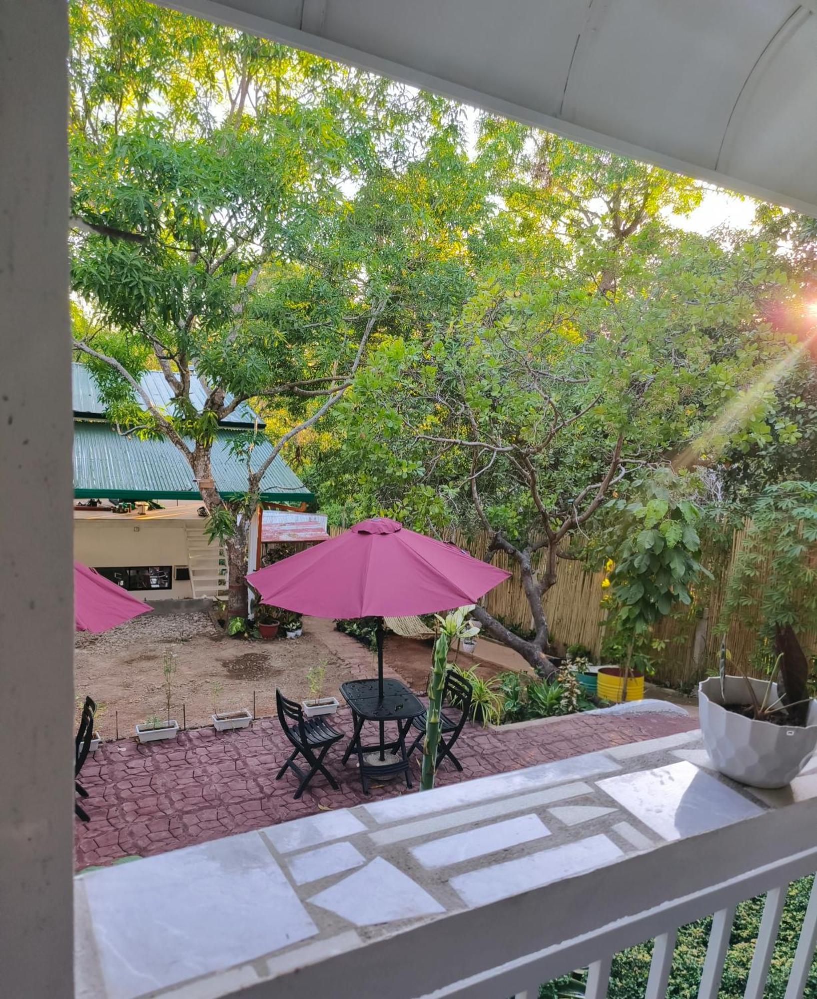 Ani Marie Guest House Coron Zewnętrze zdjęcie